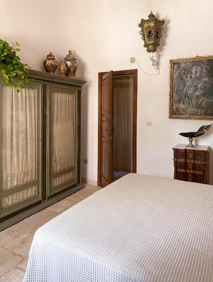 Residenza Fenicia Bed & Breakfast Locorotondo Exterior photo